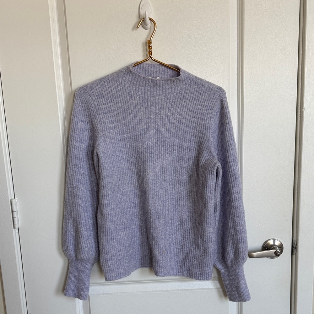 Women's Ribbed Knit Sweater - Light Purple